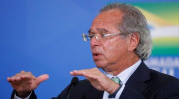 Renda Cidadã: Paulo Guedes diz que prefere Bolsa Família