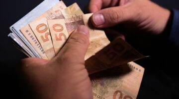 BPC: veja quem pode receber o benefício de R$ 1,2 mil em 2022
