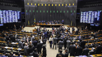 Concurso Câmara dos Deputados está previsto em PLOA de 2021