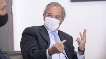 Guedes diz que governo vai ao ‘ataque’ para privatizar e aprovar reformas