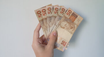 Auxílio Brasil: Caixa paga parcela de R$ 400 para novo grupo; saiba quem recebe