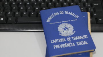 Tenho direito a QUANTAS parcelas do seguro-desemprego? Sete, cinco, quatro ou três?