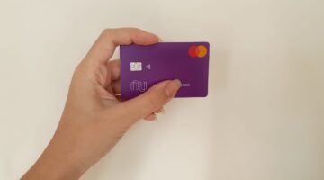 Nubank já tem novo cartão de crédito para clientes; veja como pedir