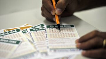 Mega-Sena acumulada de R$ 46 milhões: confira quanto rende na poupança