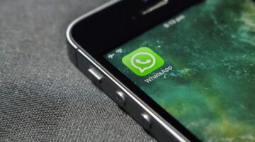 WhatsApp libera função para escutar áudio antes de enviar; entenda
