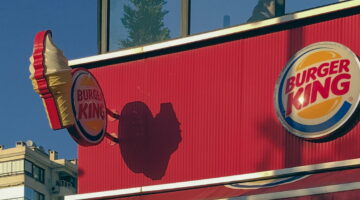 Dia das Bruxas: Burger King dará Whopper grátis a quem “encontrar fantasmas”