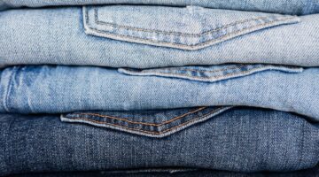 Por que as roupas em jeans quase sempre são azuis?