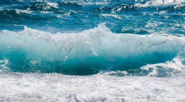 Ciência explica por que a água do mar é salgada