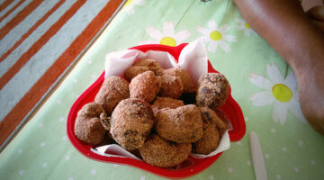 Bolinho de chuva: uma receita tradicional e deliciosa em apenas 15 minutos