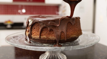 O irresistível bolo de chocolate rápido e fácil que vai te conquistar!