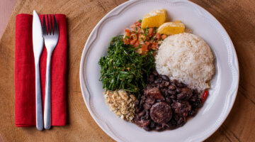 Feijoada express: como preparar em menos de 30 minutos