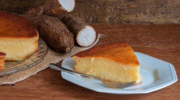 Bolo de mandioca: receita fácil e rápida