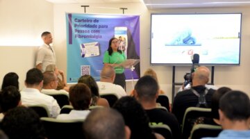 Carteira de Identificação para pessoas com fibromialgia é lançada em Salvador